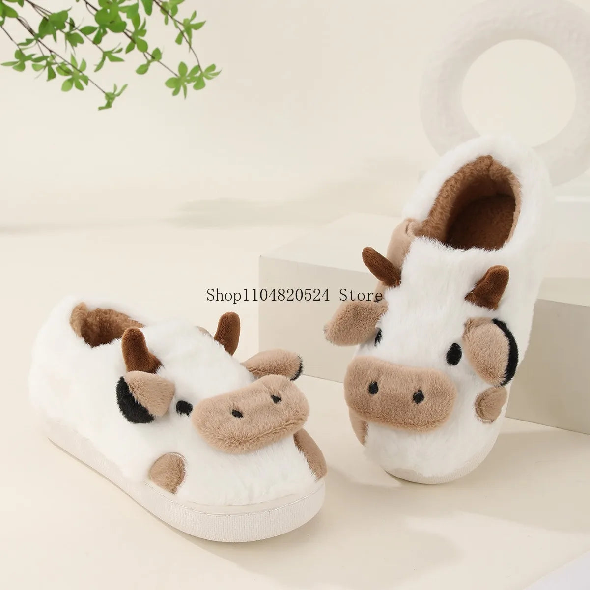 Winter Home Slippers for Couples Warm Plush Neutral Cartoon Cow Indoor Anti Slip Comfortable Cotton Slippers for Men and Women